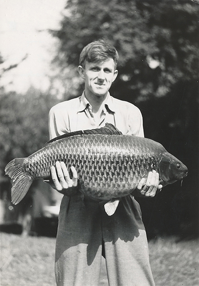 Peter Thomas holding 44lb carp Clarissa